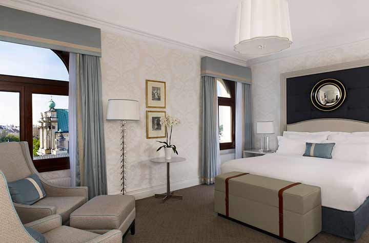 1863-hotel-bristol-warsaw-room.jpg