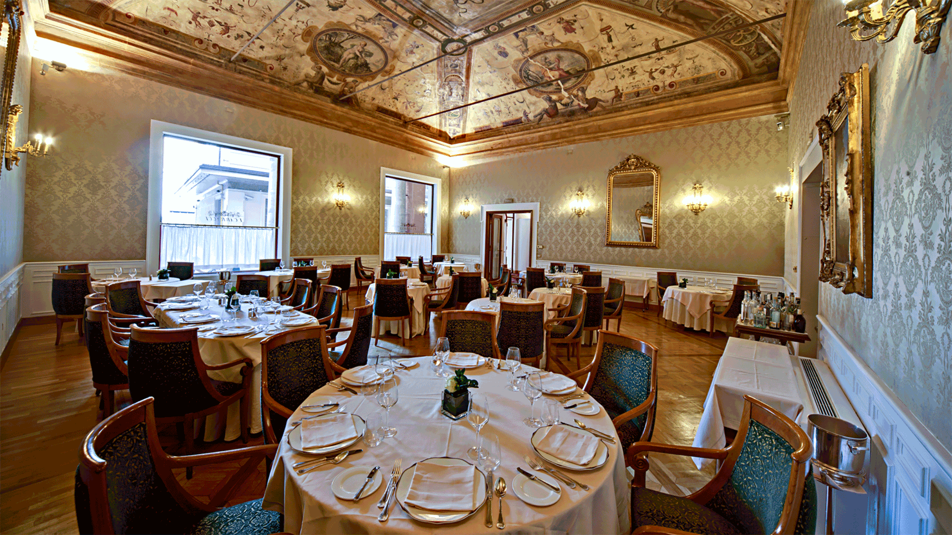 Grand-Hotel-Majestic-dining