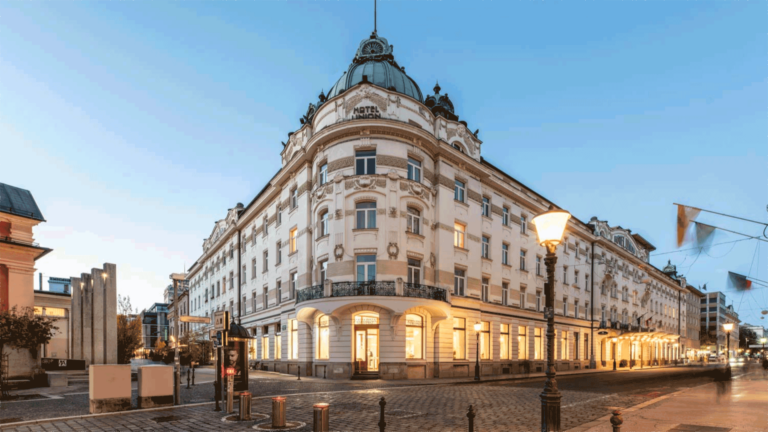 Grand-Hotel-Union,-Ljubljana-Exterior