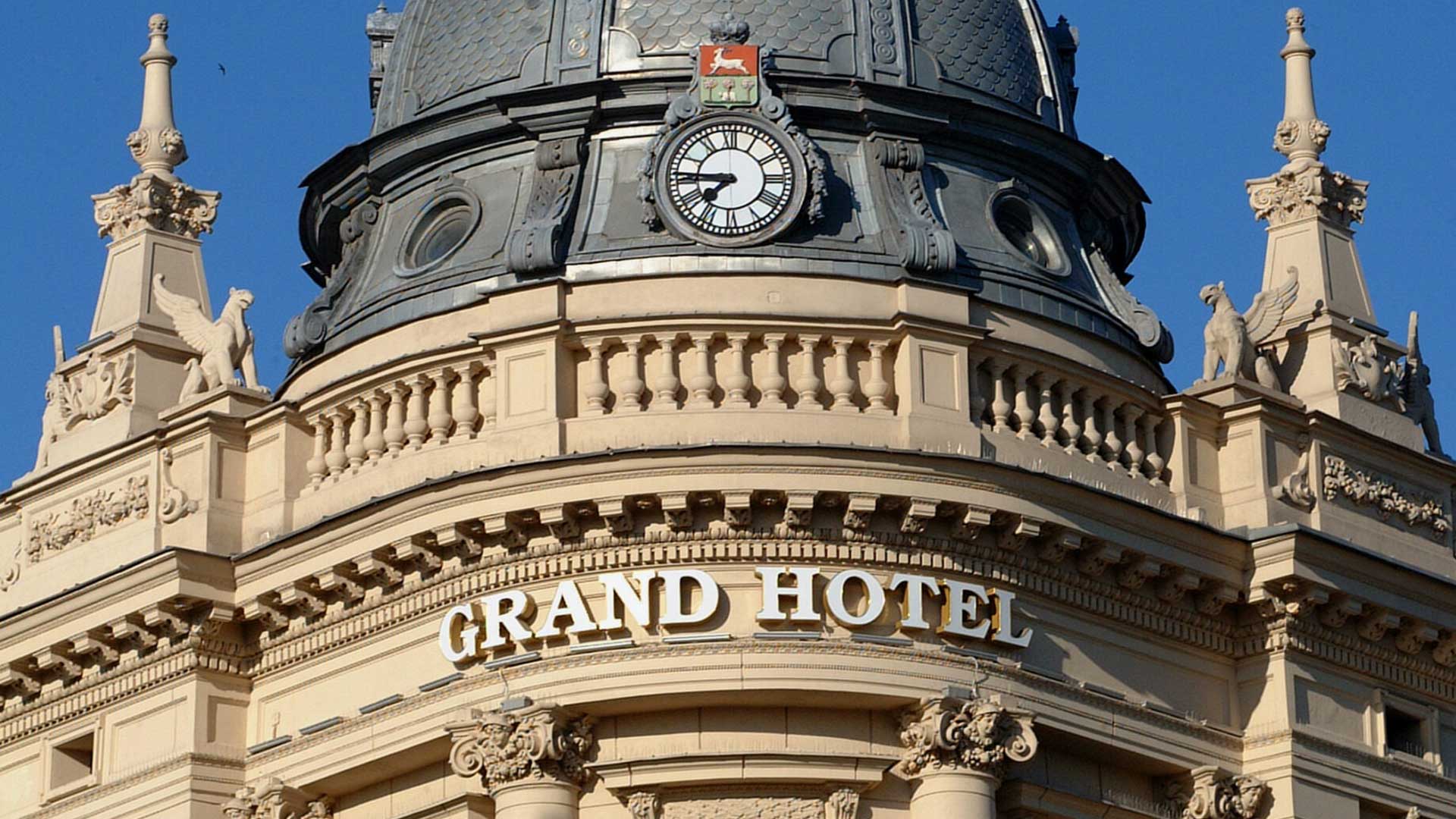 Lublin-IBB-Grand-Hotel-Cropped-exterior.jpg
