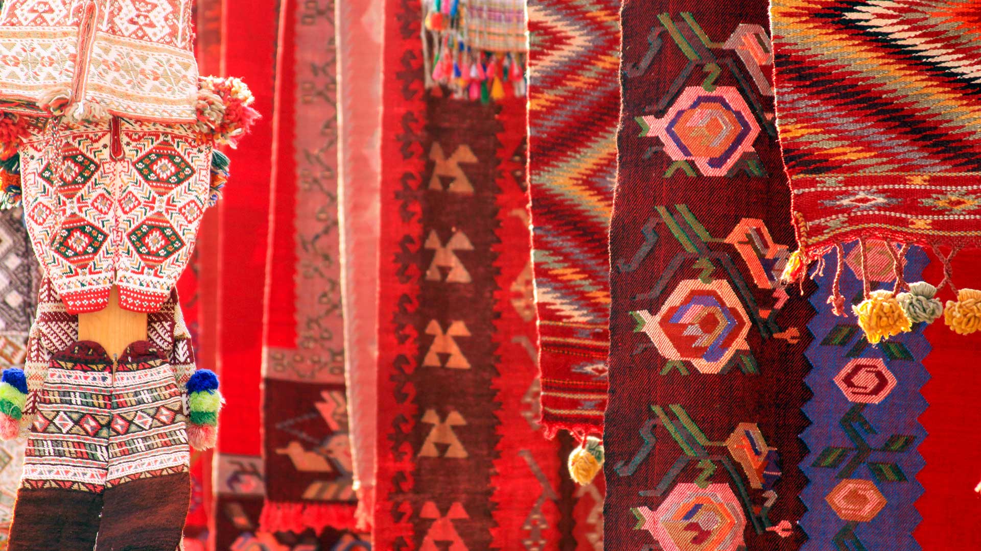 Macedonia-textiles-AdobeStock_343826164