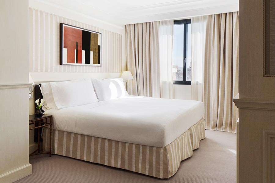 Majestic Hotel and Spa_Deluxe-Room-Majesitc-Hotel-Spa-Barcelona-luxury
