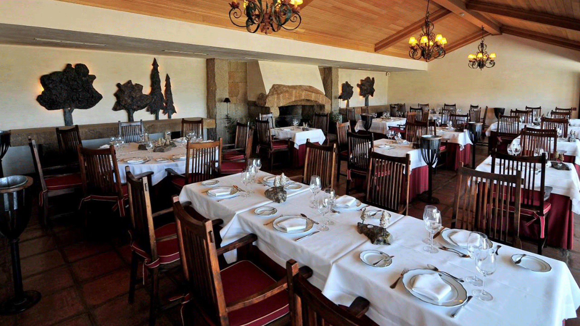 Pousada-Convento-de-Belmonte-Dining